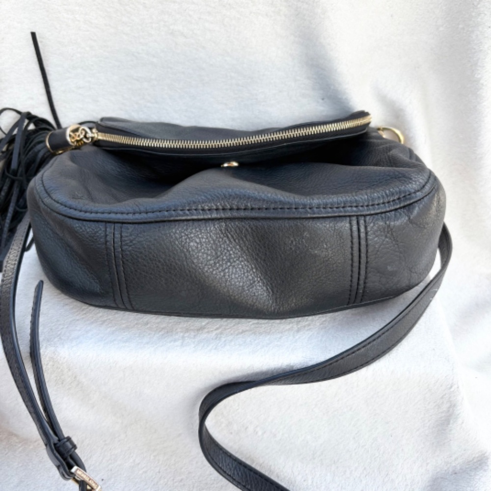 Michael Kors Bedford Black Pebbled Leather Crossbody Bag Gold Hardware Tassel - Picture 13 of 15
